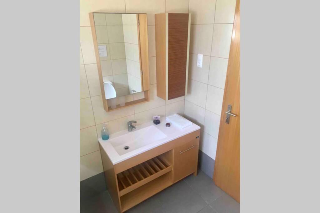 Apartamento Vista Do Mar B Ribeira Quente 외부 사진